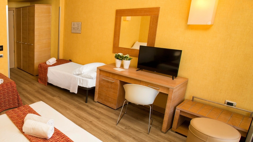 Quadruple Room photo 3
