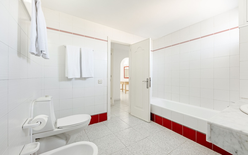 Standard Apartment, 1 Bedroom (2 adults and 1 child) photo 3