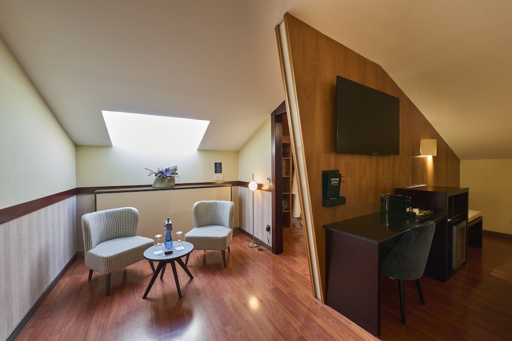 Superior Double Room - Photo 3