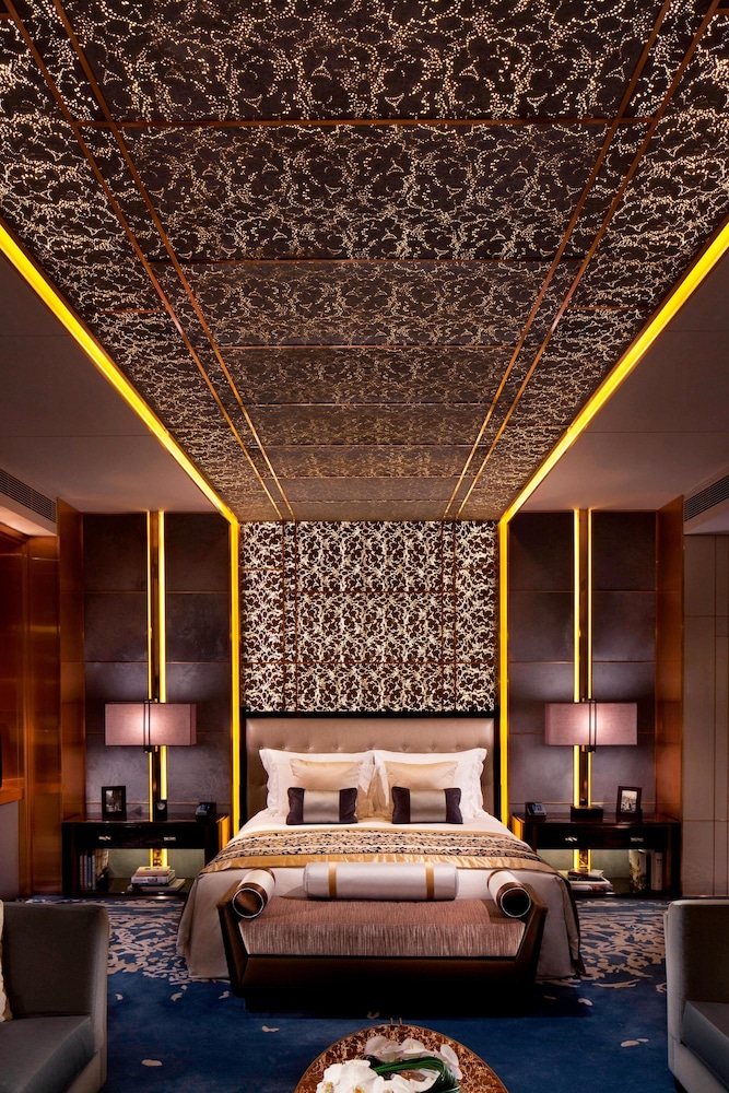 Club Suite, 1 Double Bed, Harbor View photo 3