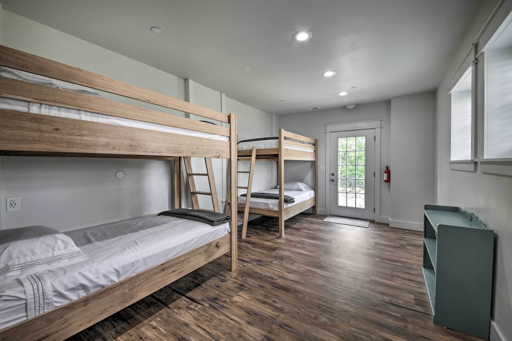 House (2 Bedrooms) photo 3