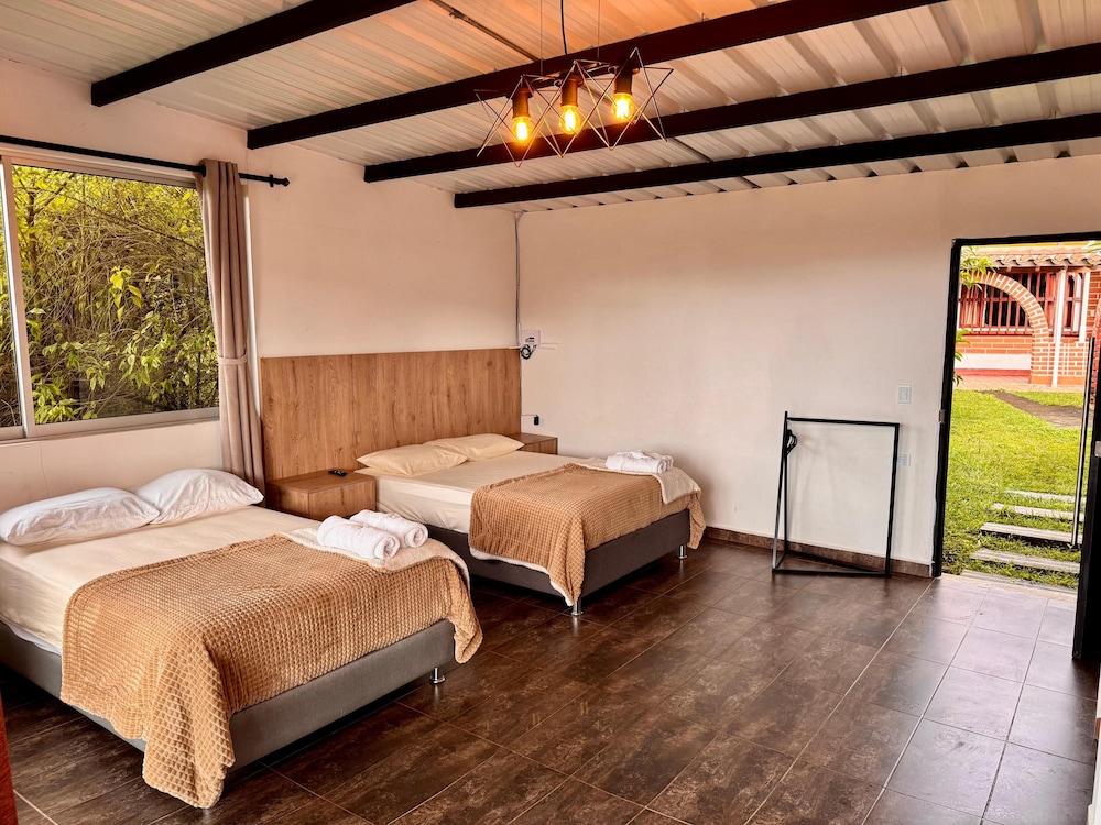 Comfort Room, Balcony, Mountain View