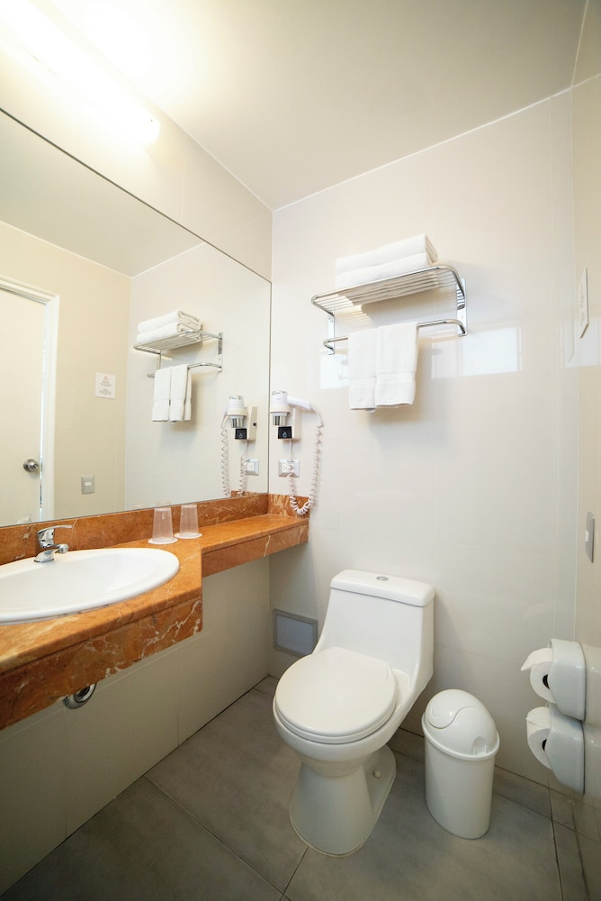 Traditional Room, 2 Twin Beds - Photo 5