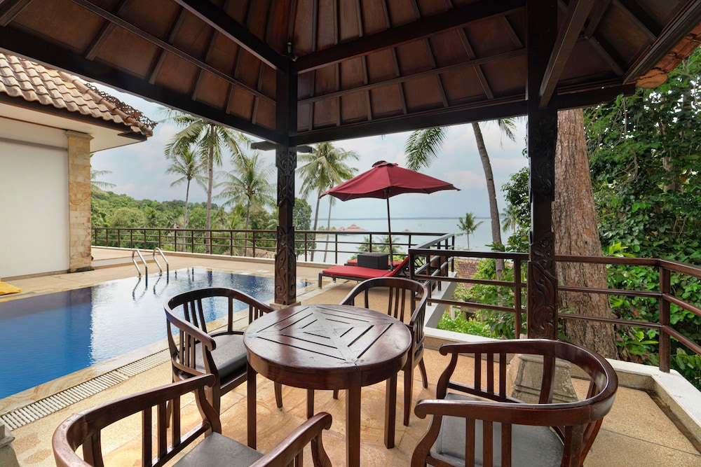 2-Bedroom Sea View Private Pool Villa photo 2