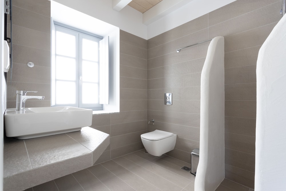 Premium House photo 3