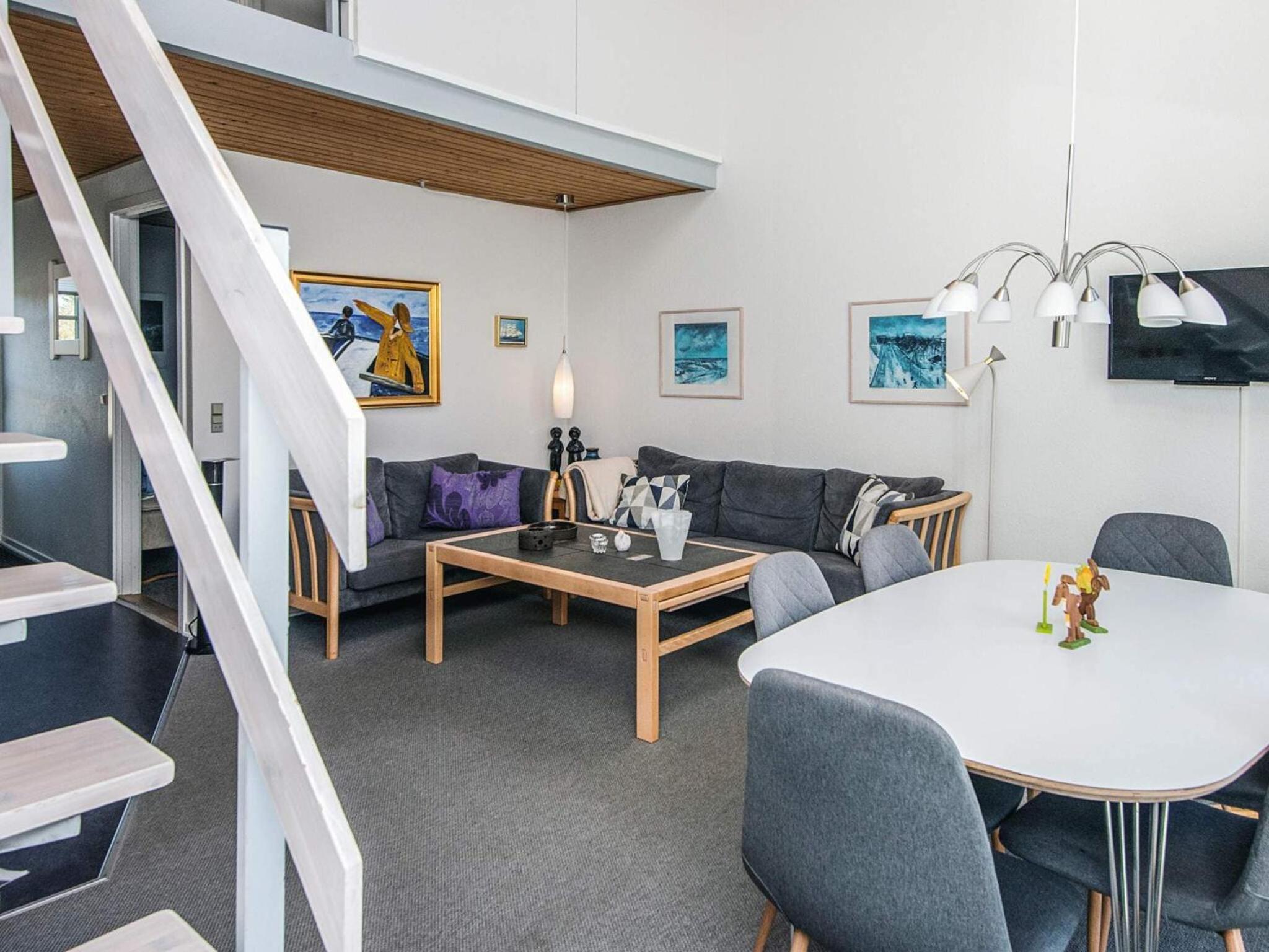 Three-Bedroom Vacation Home  photo 2