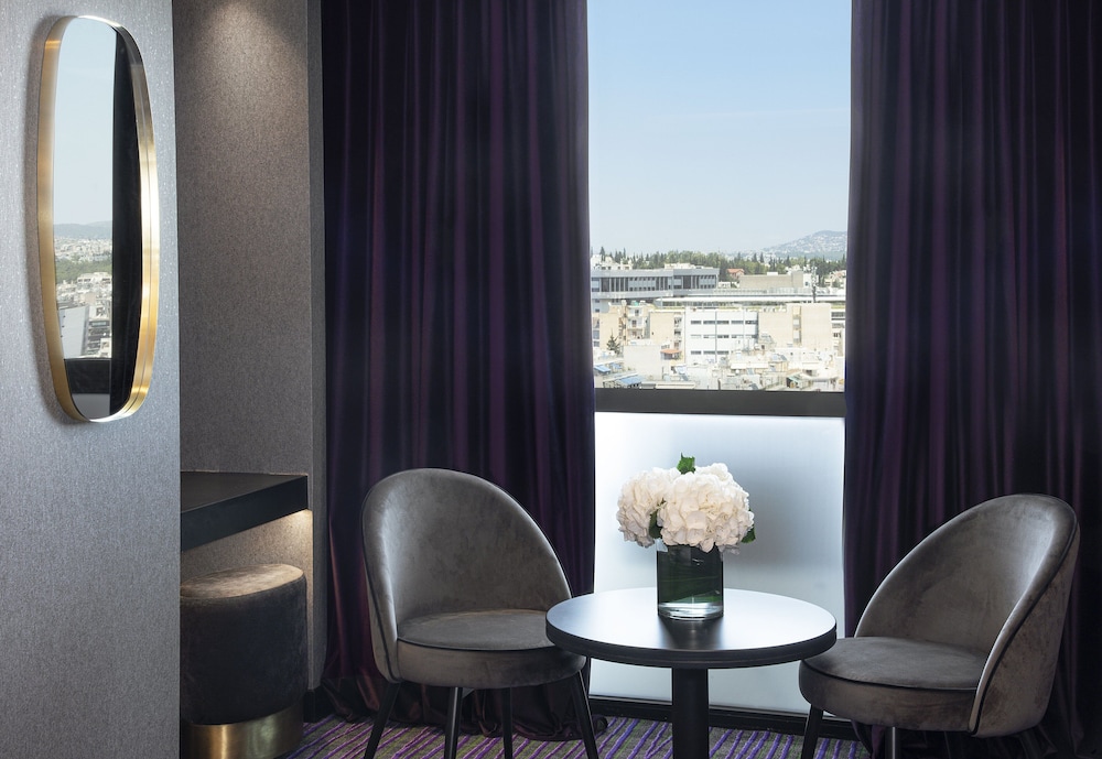 Deluxe Double or Twin Panoramic View Room - Photo 9