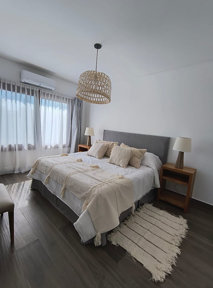 Deluxe Apartment, 1 Bedroom, Balcony, Mountain View photo 1
