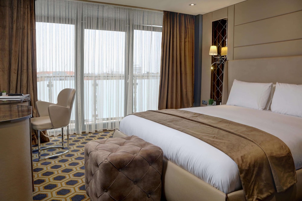 Executive Room, 1 Double Bed, Non Smoking photo 3