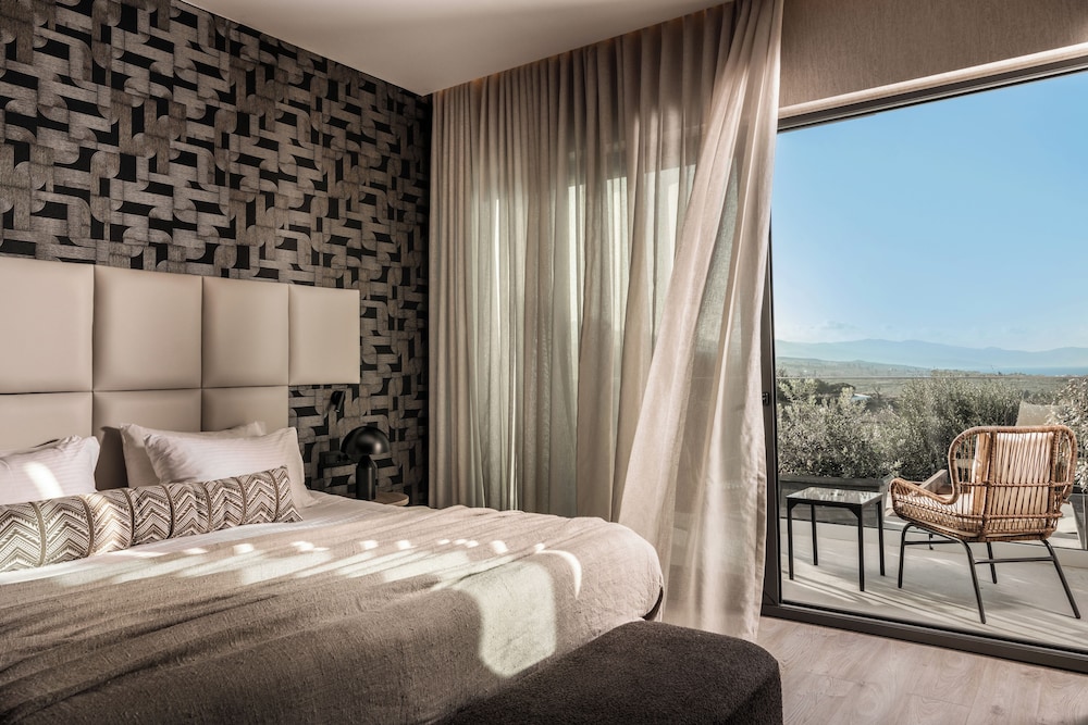 Executive Suite Sunset View
