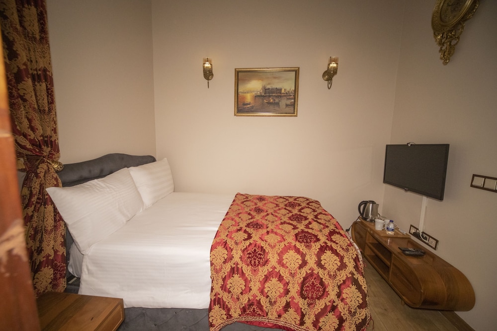 Economy Double Room photo 1