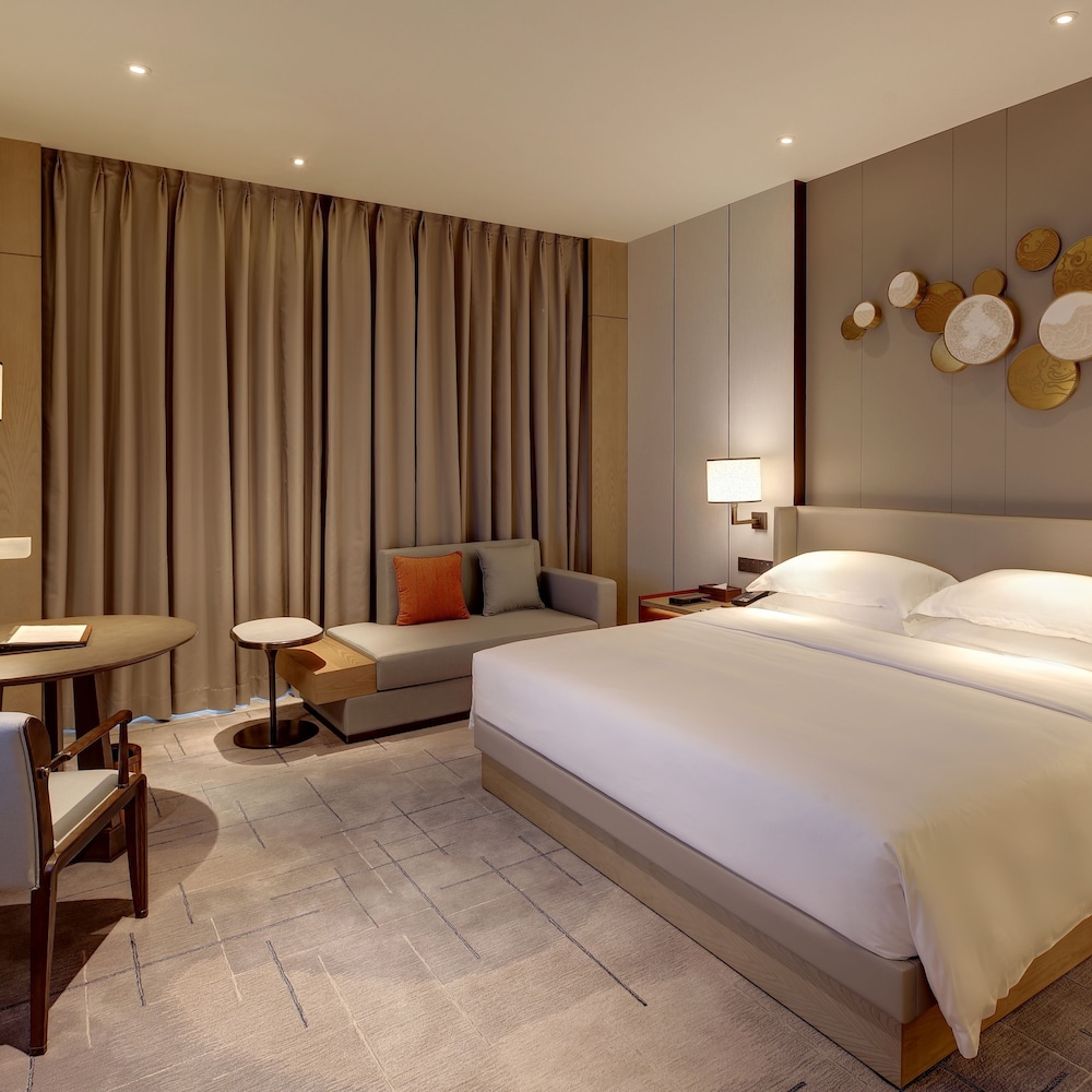 Design Double Room, Mountain View photo 3