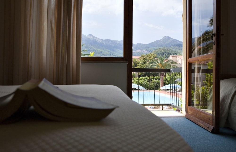 Standard Triple Room, Annex Building photo 2