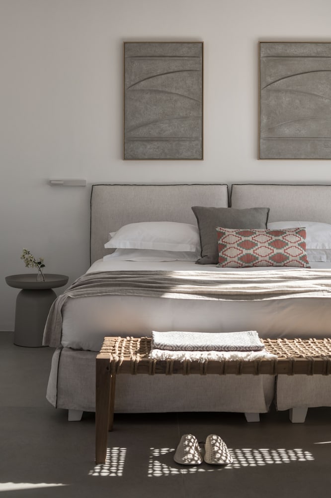 Deluxe Suite - Photo 19