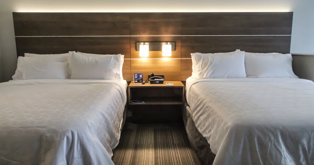 Suite, Multiple Beds photo 2