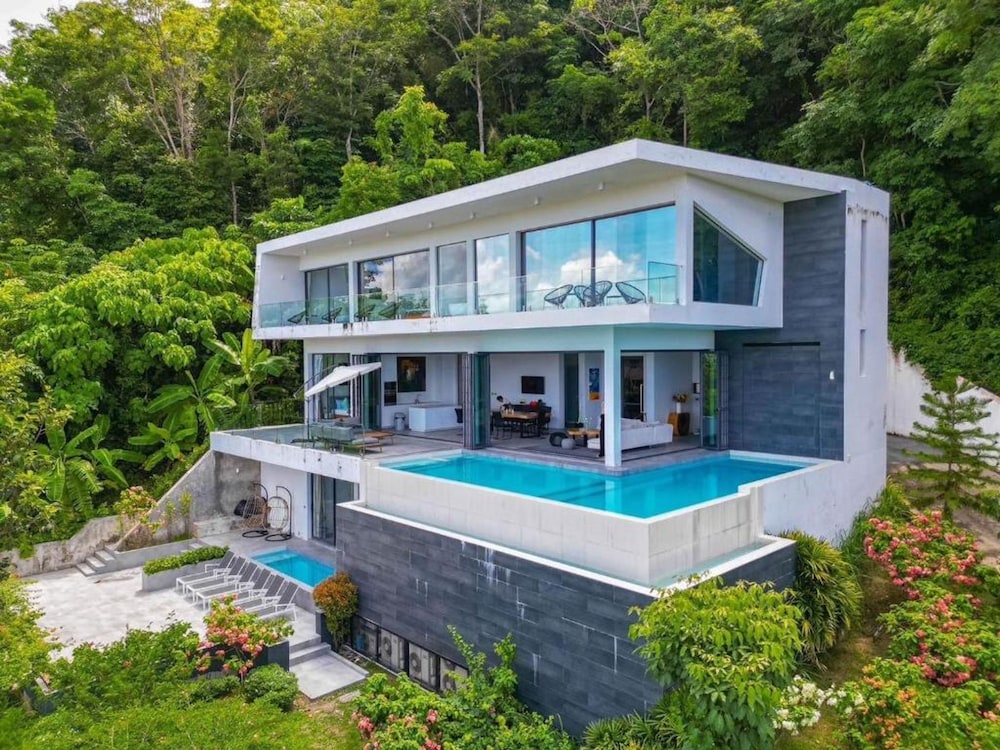Villa, Smoking