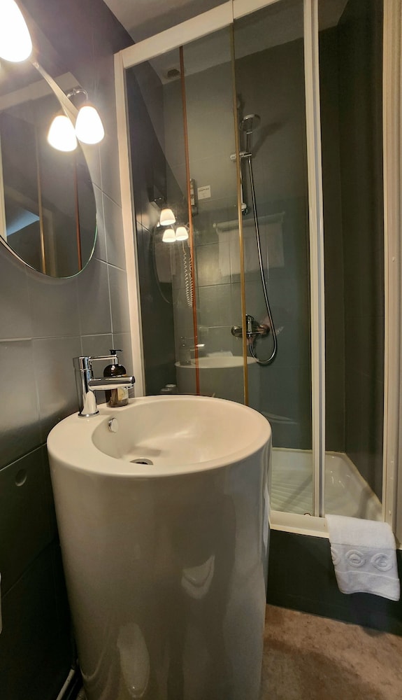 Economy Single Room, 1 Bedroom photo 3