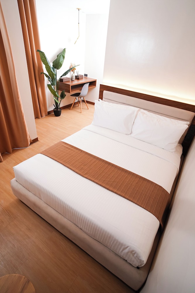 Family Suite, City View