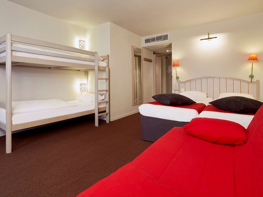 Standard Room, Multiple Beds photo 2