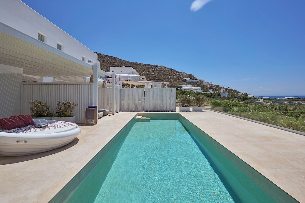 Design Room Sea View with Sharing Pool - Photo 9