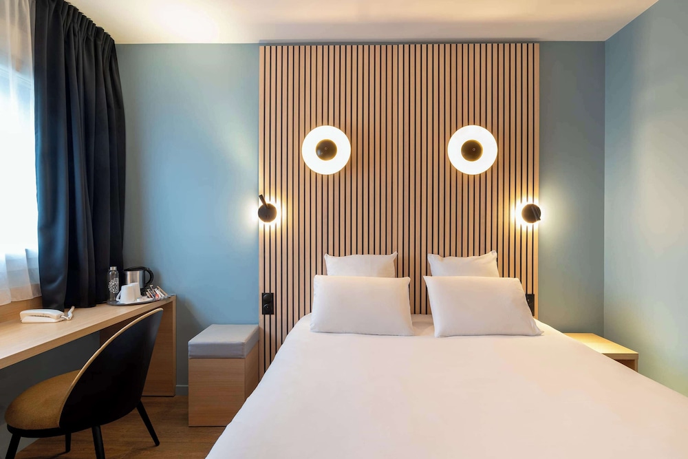 Superior Room, 1 Queen Bed, Non Smoking - Photo 7