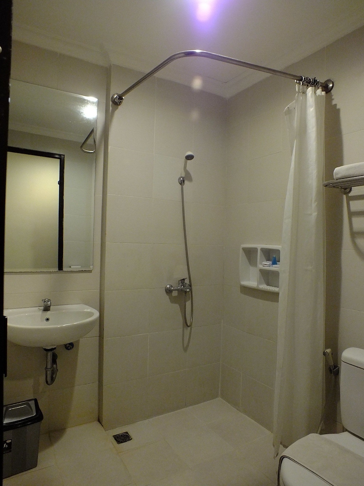 Standard Twin Bed (Stair Access Only) photo 2