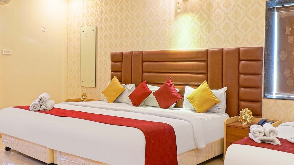 Comfort Double Room, Balcony, City View