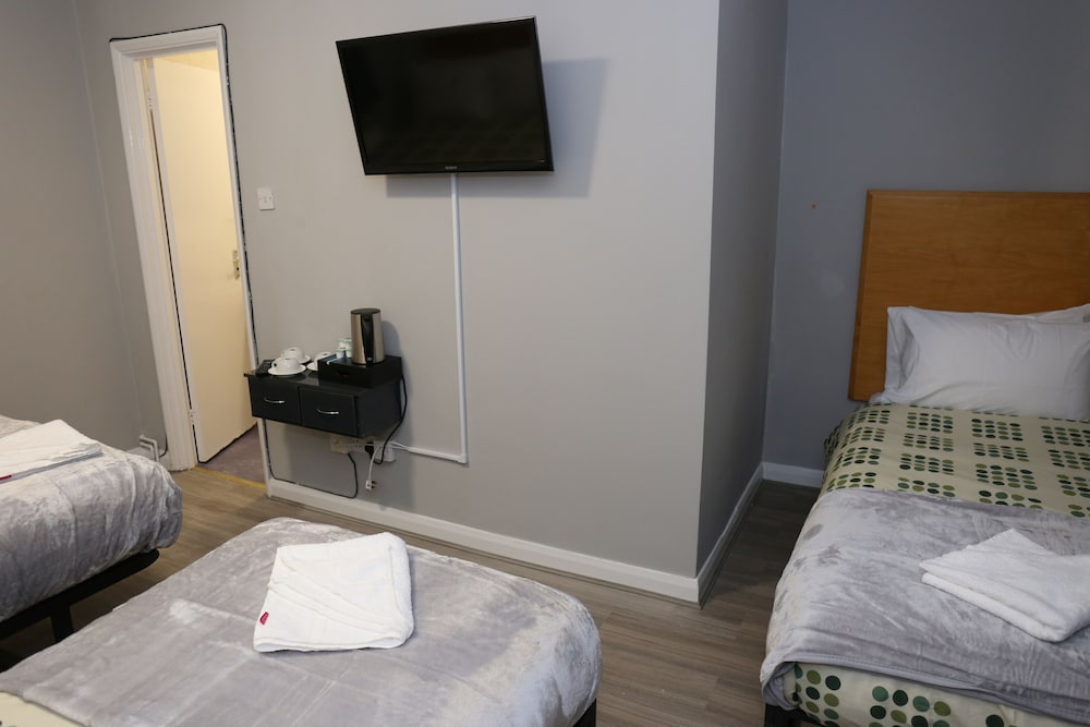 Standard Triple Room, 1 Bedroom photo 3