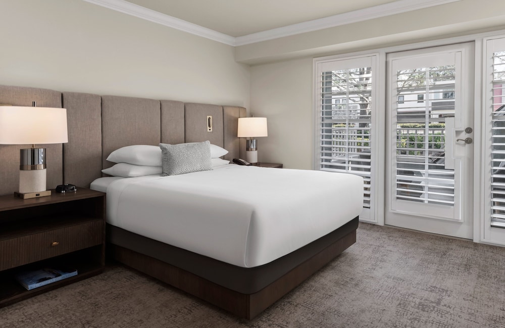 Room, 1 King Bed (Resort) - Photo 5