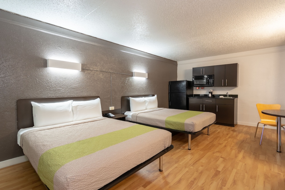 Deluxe Room, 2 Double Beds, Non Smoking, Kitchenette