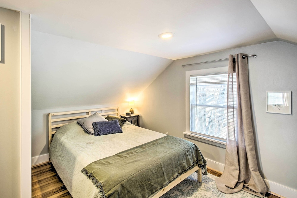 House (2 Bedrooms) photo 2
