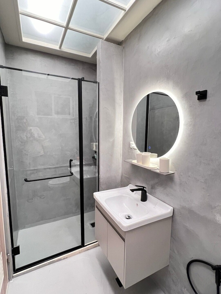 Standard Double Room - Photo 2