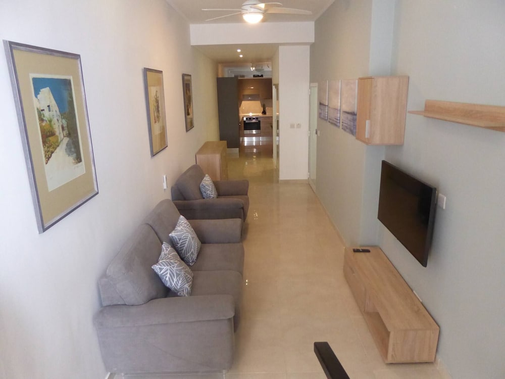 Apartment, 1 Bedroom, Accessible, Smoking