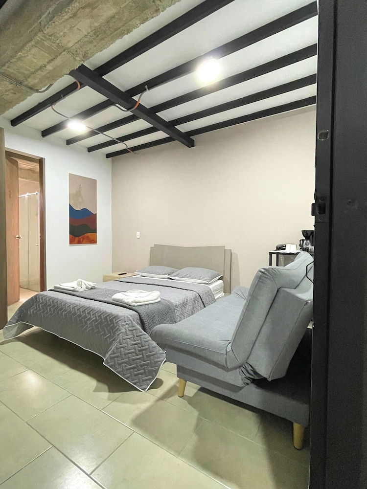 Basic Double Room photo 1