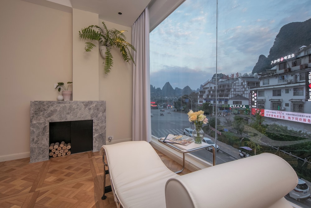 City Double Room, 1 King Bed