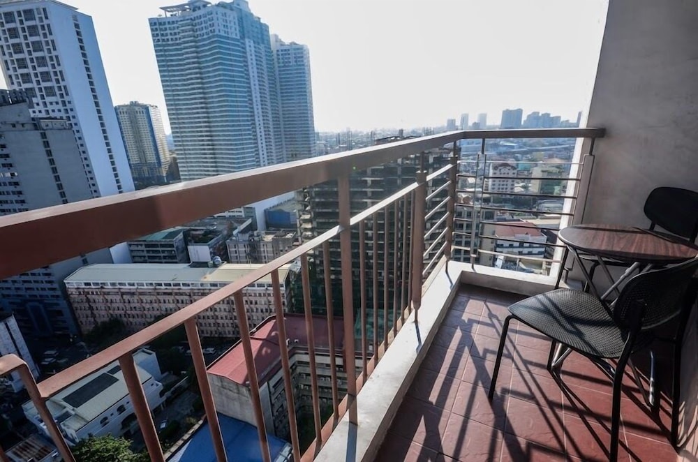 Studio Apartment - Photo 10