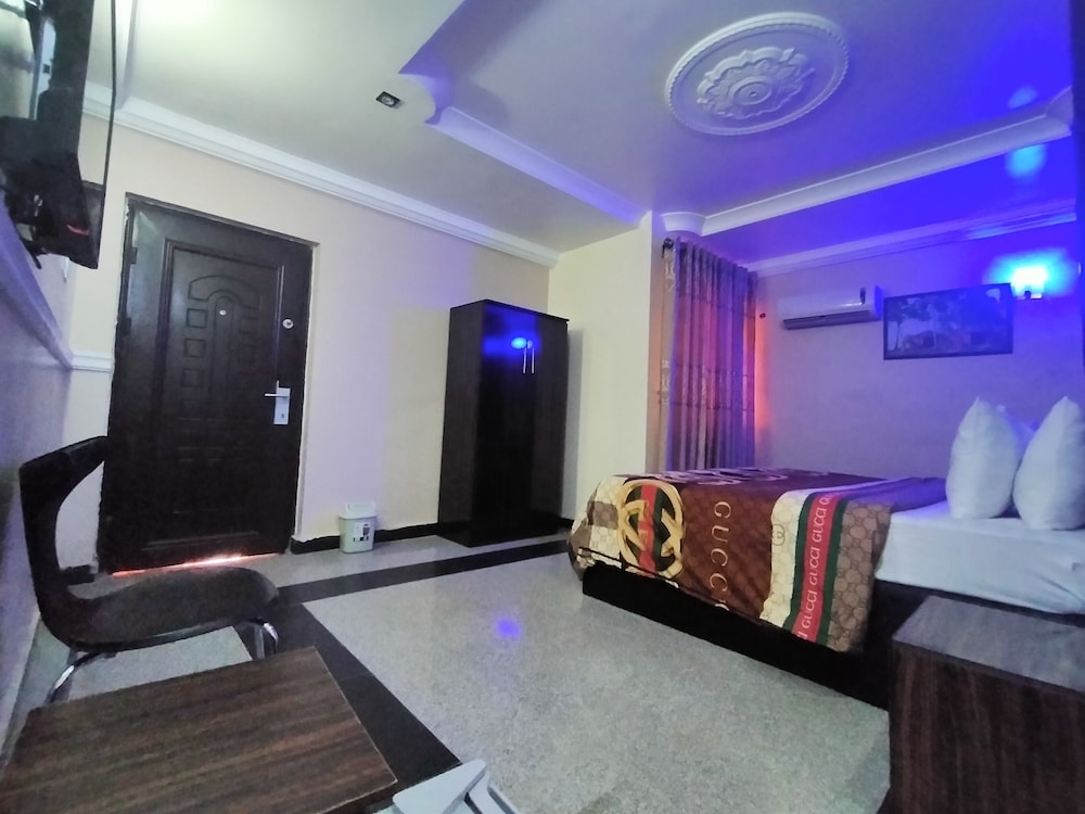 Luxury Room - Photo 2