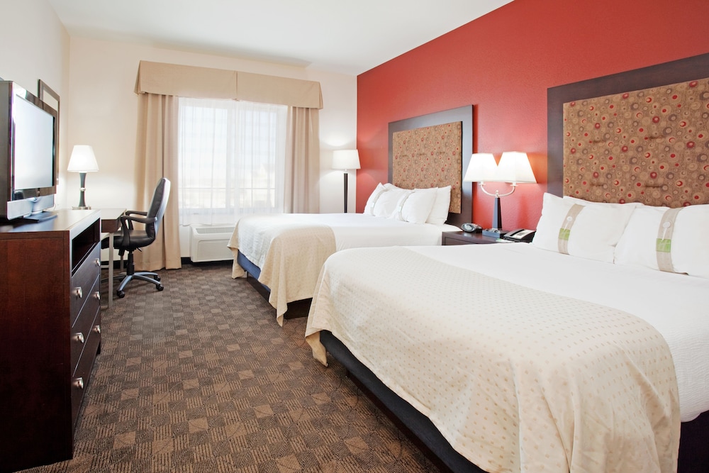 Standard Room, 2 Double Beds, Accessible (Hearing Accessible) - Photo 2