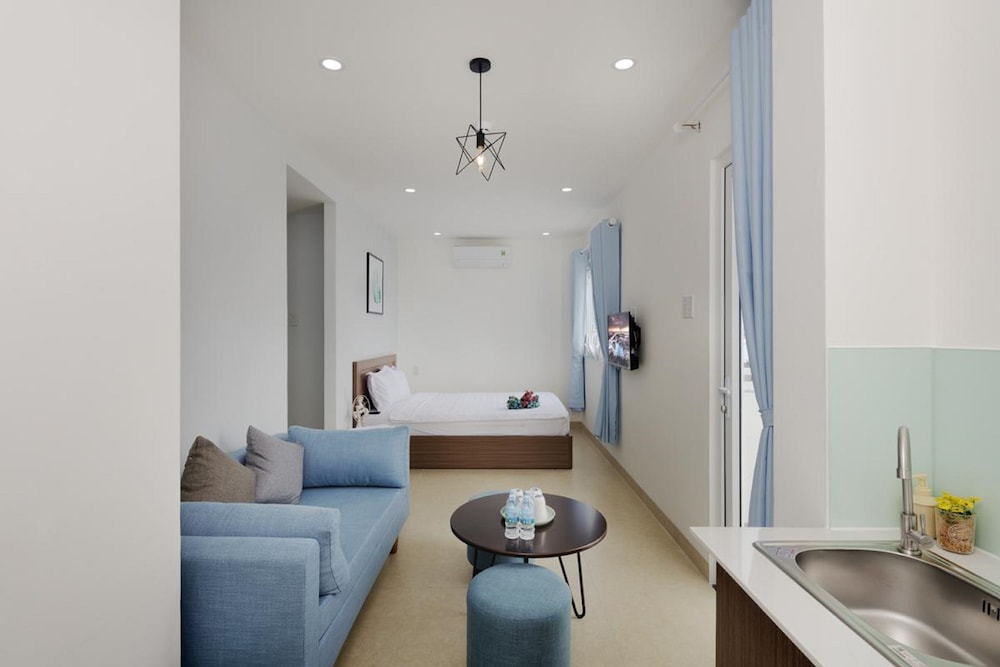 Senior Suite, 1 Bedroom, Balcony, Sea Facing