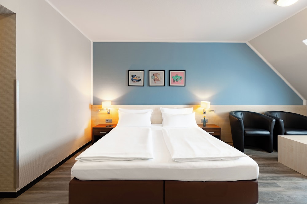 Premium Room, 2 Twin Beds - Photo 6