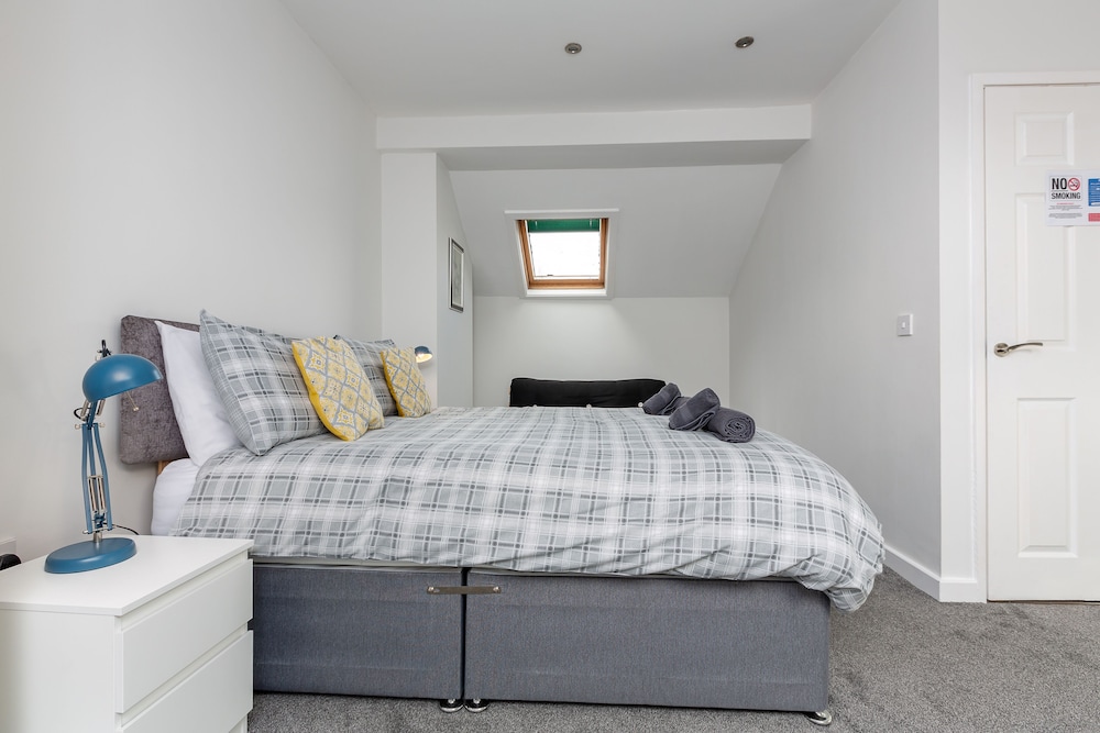 House, 4 Bedrooms, Ensuite (4 Bedroom Townhouse)
