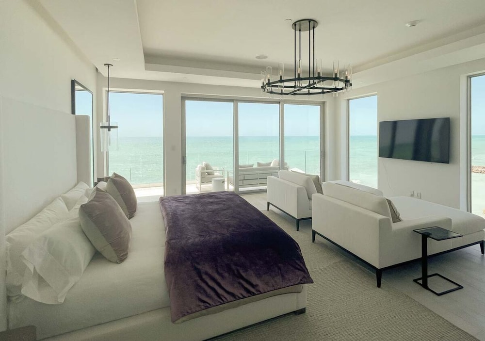 Luxury Condo