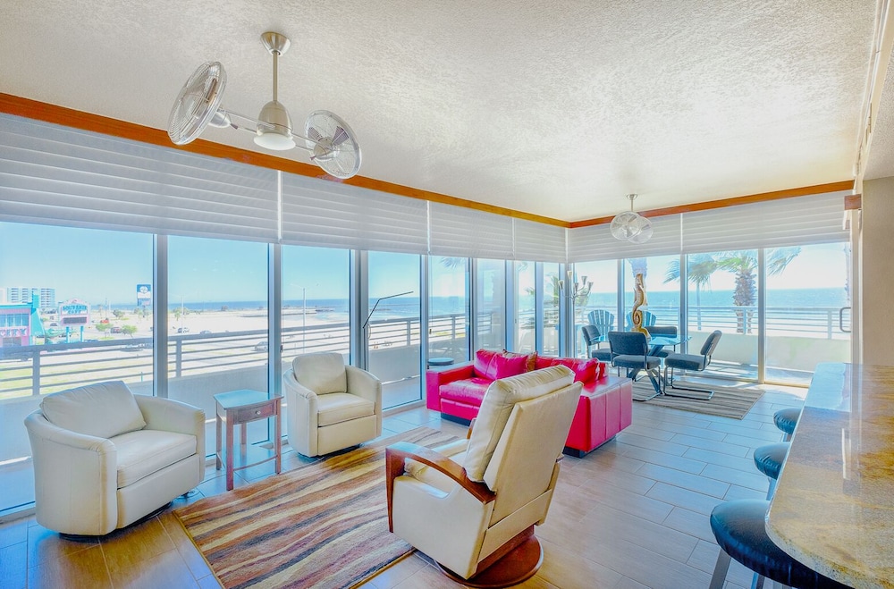 Condo, Multiple Beds, Balcony, Beach View photo 2