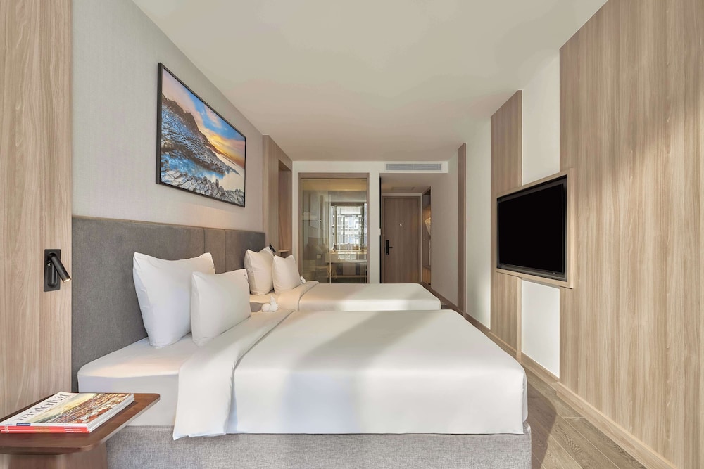 Premier Twin Room, Balcony, Sea View - Photo 5