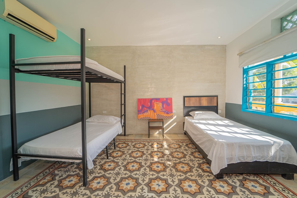 Basic Shared Dormitory, 1 Bedroom, City View