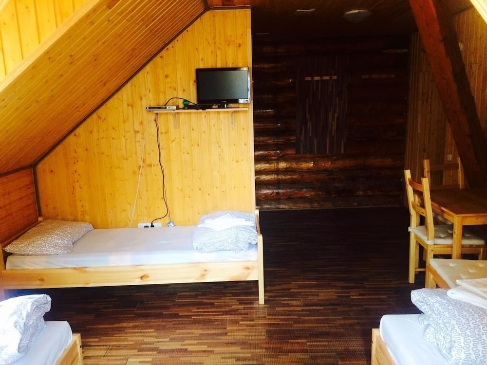 Standard Triple Room photo 2