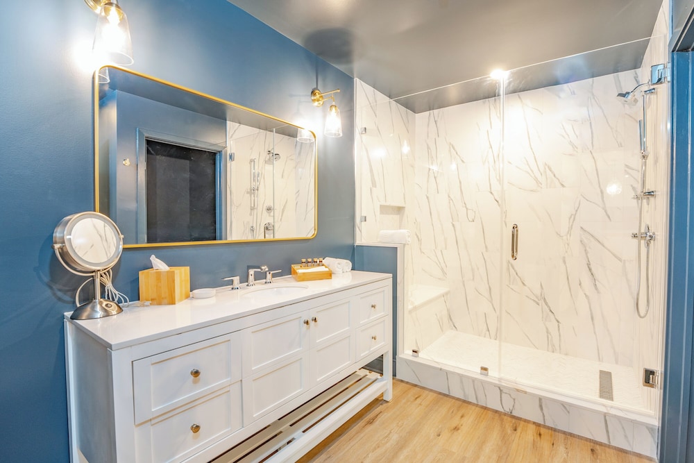 Luxury Studio Suite photo 2