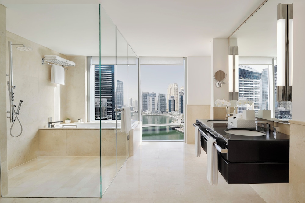 Premier Suite, 1 King Bed with Sofa bed, Marina View - Photo 3