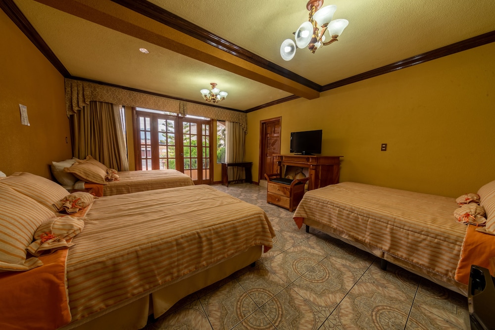 Triple Room