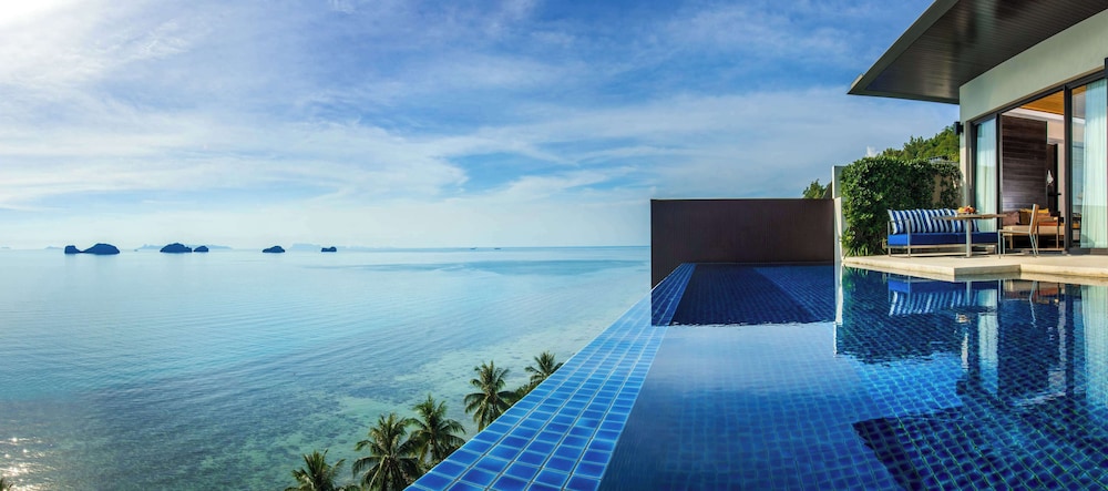 1-Bedroom, Oceanview Pool Villa - Photo 4